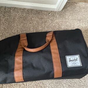 Herschel duffle bag and lunch book